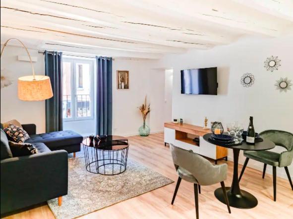 Majord'Home Spa 4*-L'Elegance-Balneo Vieille Ville Annecy Kültér fotó
